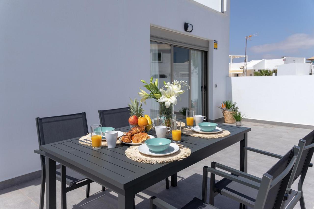 Apartment Family 1 Beachfront Corralejo By Holidays Home Εξωτερικό φωτογραφία