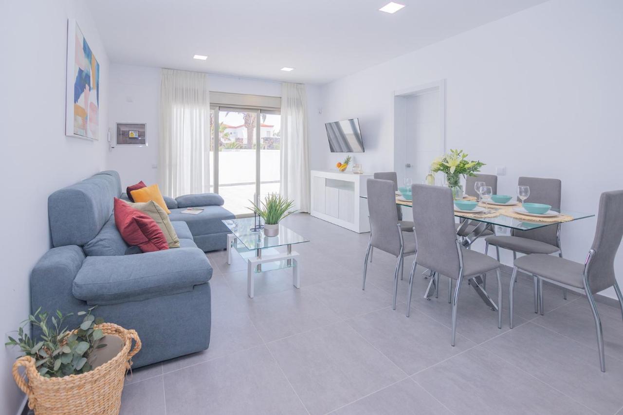 Apartment Family 1 Beachfront Corralejo By Holidays Home Εξωτερικό φωτογραφία